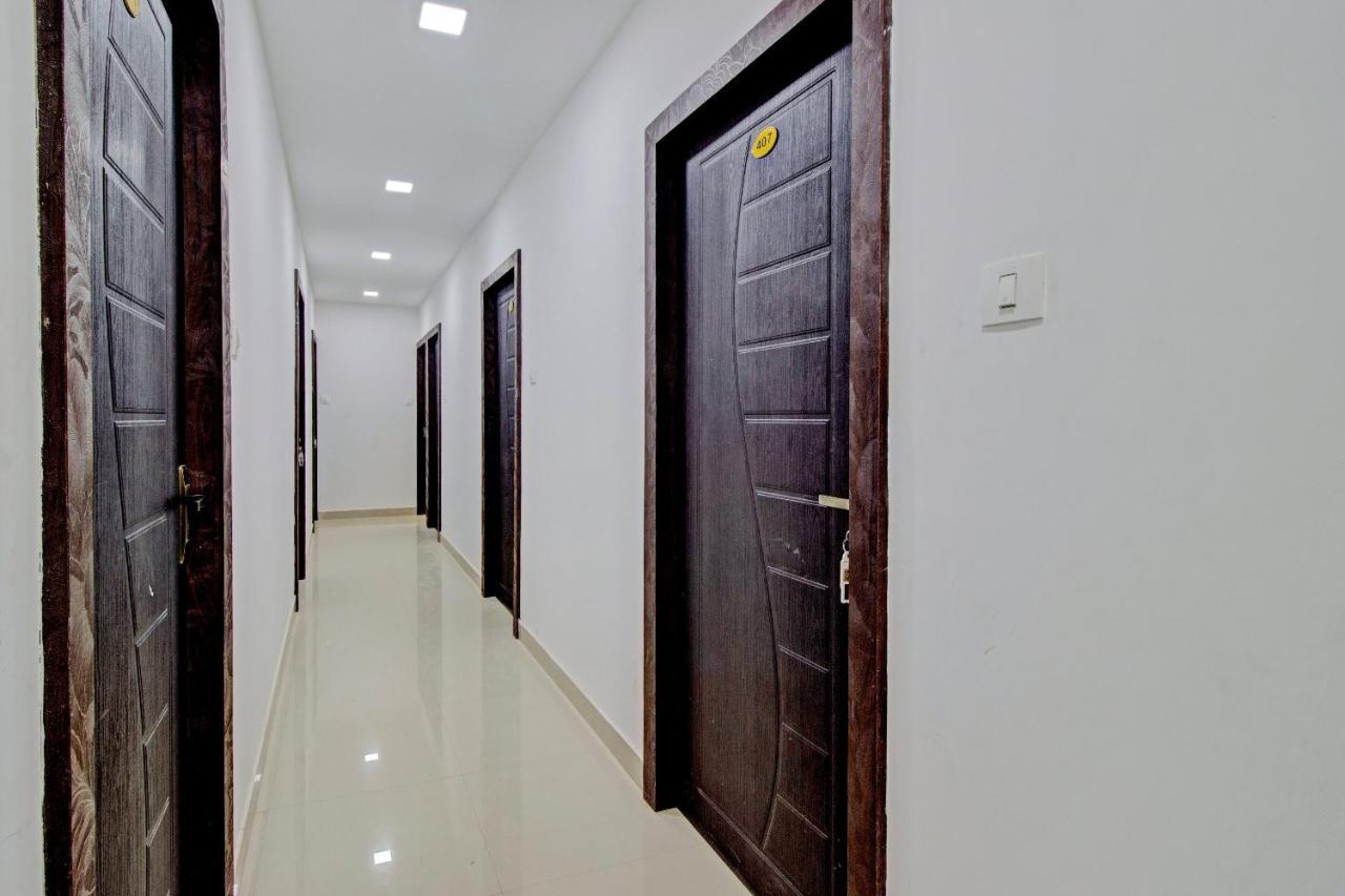 Oyo Flagship 81436 Palace Lodge Мангалор Экстерьер фото